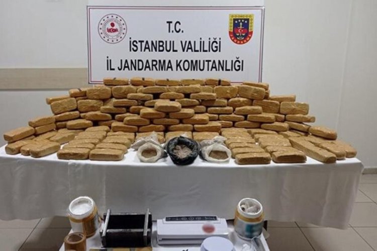 İstanbul Esenyurt'ta uyuşturucu operasyonu: 120 kg. eroin ele ge&ccedil;irildi