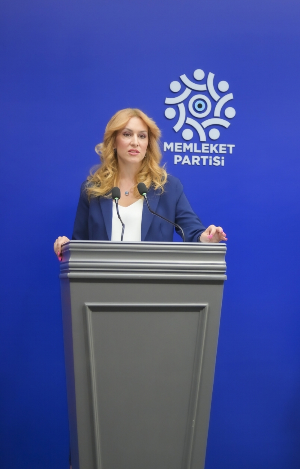 Memleket Partisi S&ouml;zc&uuml;s&uuml;: Devletin valisi Anayasa'ya aykırı konuşamaz