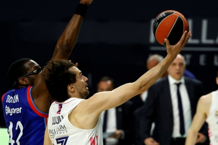 Real Madrid, Sergio Llull'un s&ouml;zleşmesini uzattı
