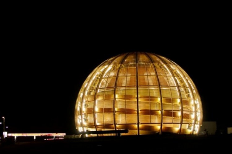 CERN'de yeni bir keşif haberi geldi