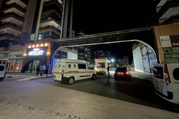 Sivas'ta vali yardımcısı akrabasını vurdu