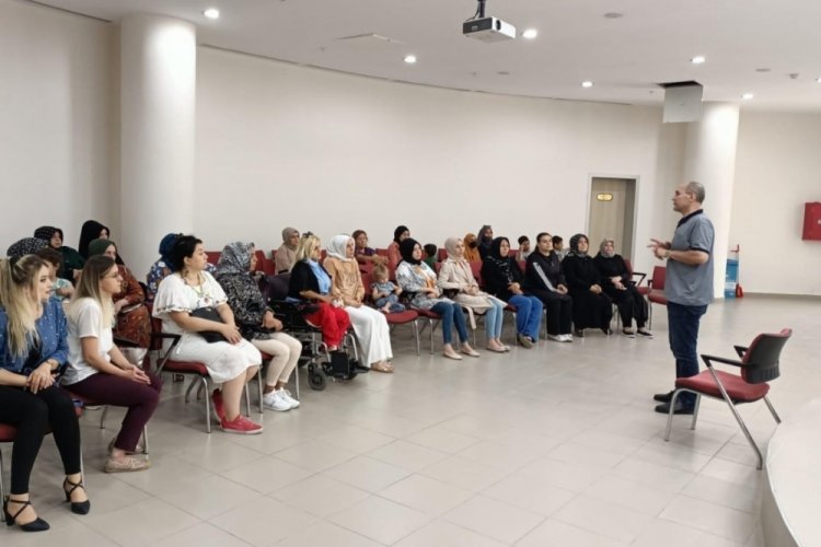 Bursa Osmangazi Halk Eğitim, kursiyerlerle buluşuyor
