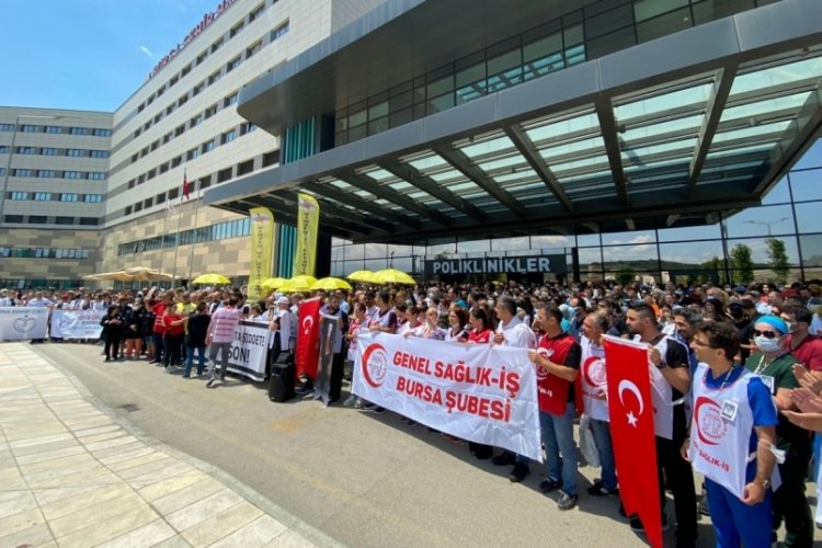Bursa'da hekimler grevde: &Ouml;lmek istemiyoruz&nbsp;