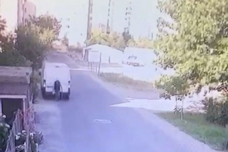 Tekirdağ'a geri giden ara&ccedil; bir kişiyi ezilmesine neden oldu