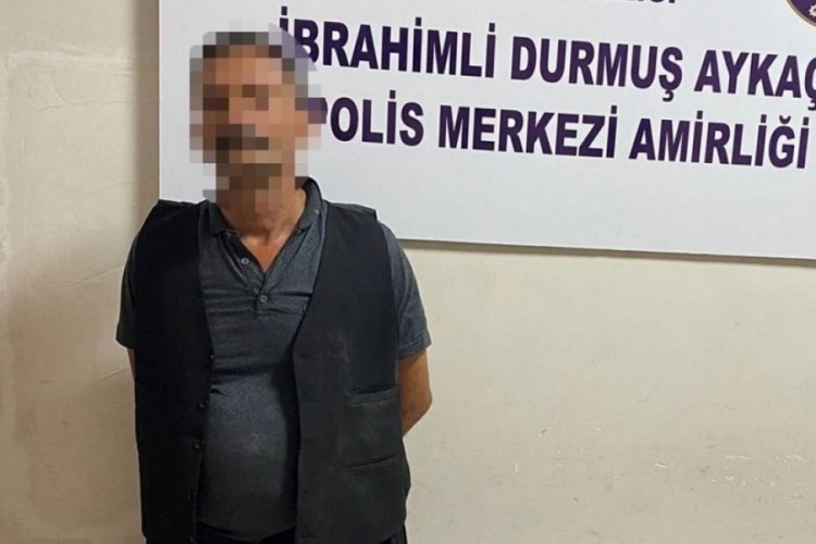 Camiyi yakmaya &ccedil;alışan zanlı g&ouml;zaltına alındı