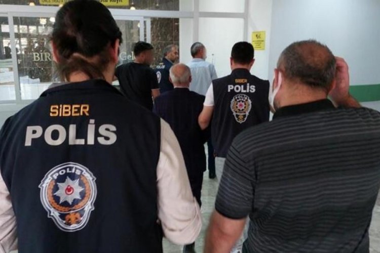 &Ccedil;ocuk pornosundaki 4 kişiye denetimli serbestlik verildi
