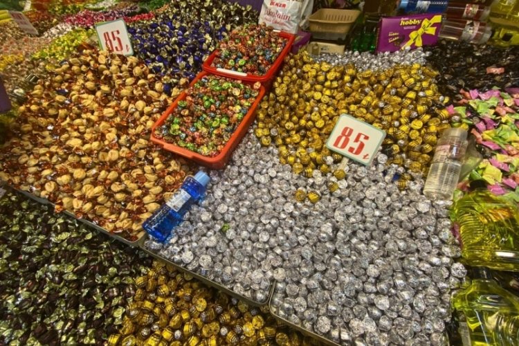 Bursa'da bayram &ouml;ncesi şeker ve &ccedil;ikolata satışları ne durumda? (&Ouml;ZEL HABER)