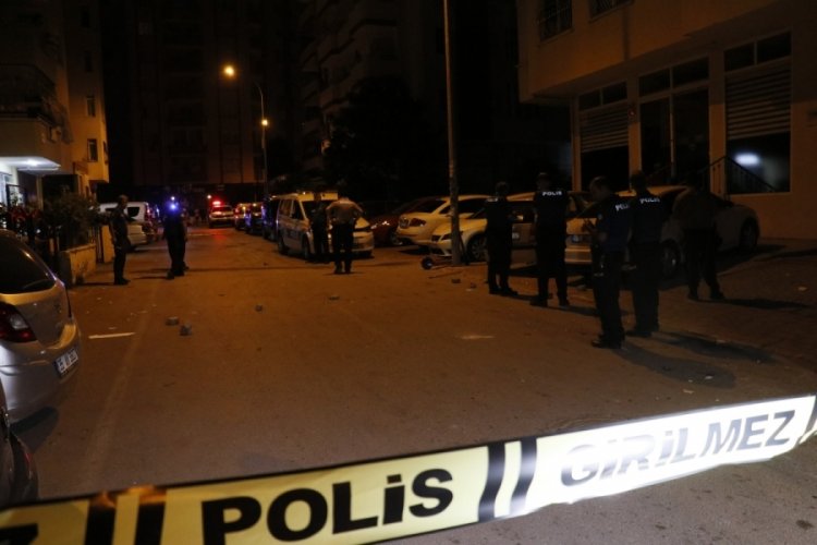 Gece yarısı silahlı kavga: 2 yaralı