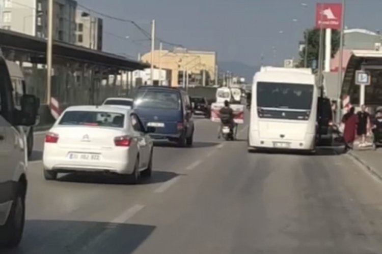 Bursa trafiğinde tehlike anlar kameralarda