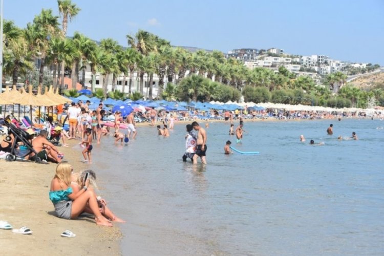 Bayram tatilinde Bodrum plajlarına ilgi yoğun oldu
