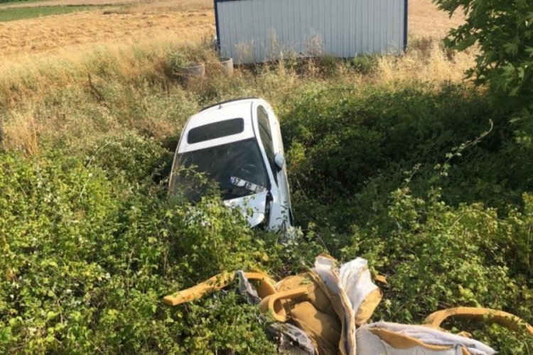 Samsun'da otomobil kanala girdi: 1 yaralı