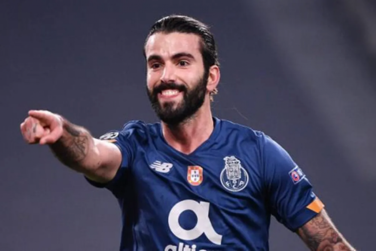 Galatasaray, Sergio Oliveira'yla s&ouml;zleşme imzaladı