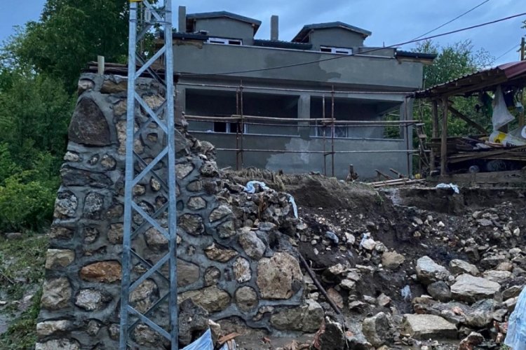 Bilecik'te sel: 70 yaşındaki kadın hayatını kaybetti