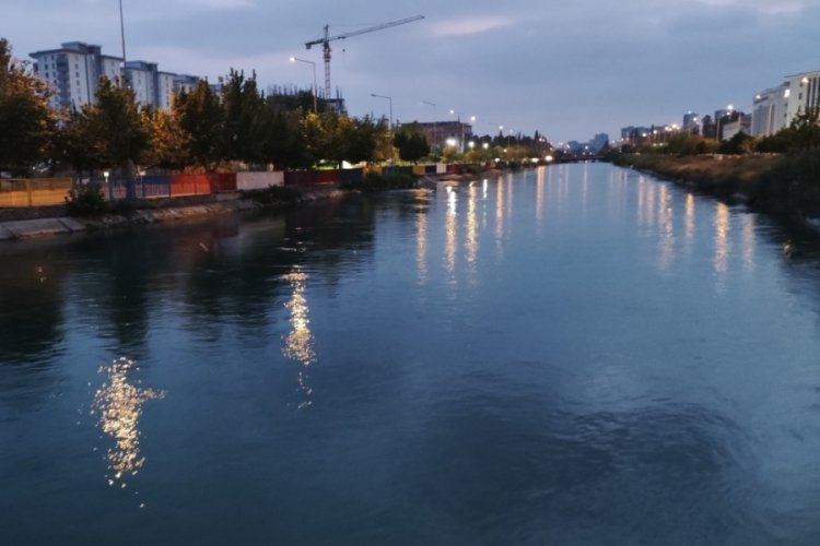 Adana'da dayı yeğenini kurtardı, kendisi kanalda kayboldu
