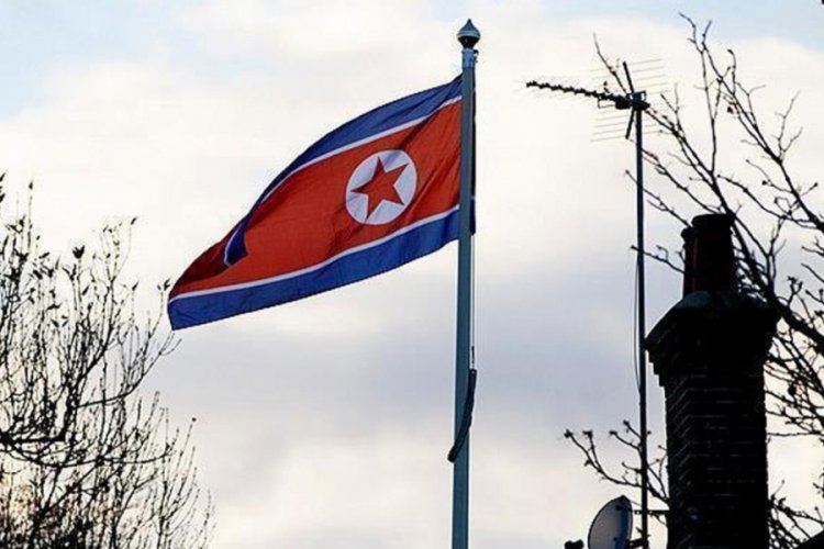 Kuzey Kore &uuml;&ccedil;l&uuml; roketatar ateşledi