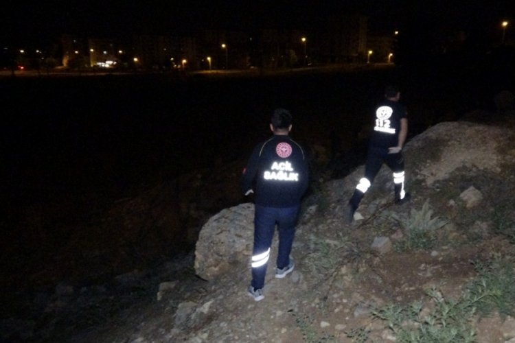 'Bir kişiyi bı&ccedil;aklayıp minib&uuml;sten attılar' ihbarı ekipleri harekete ge&ccedil;irdi