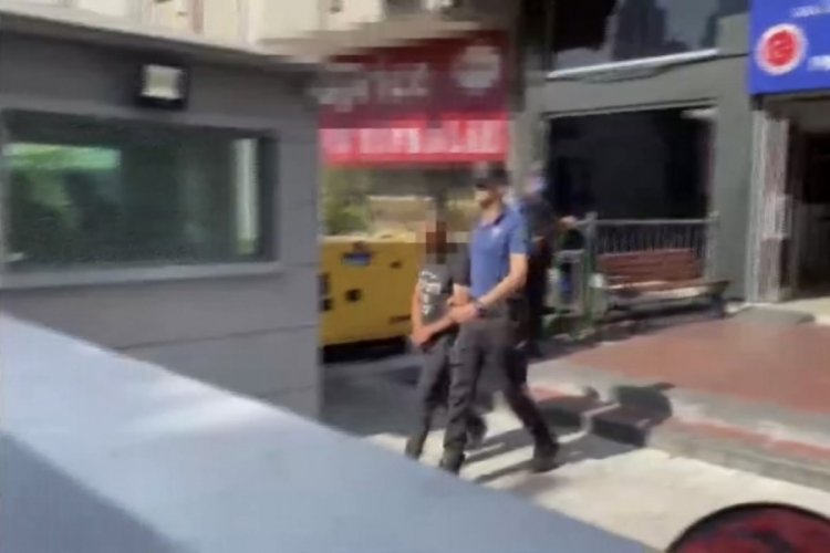 Polis scooterle sokak sokak gezip, kapka&ccedil;&ccedil;ıyı yakaladı
