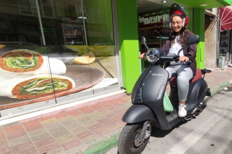 Bursa'da Pataloji mezunu Beyza, &ccedil;iğk&ouml;fteci oldu