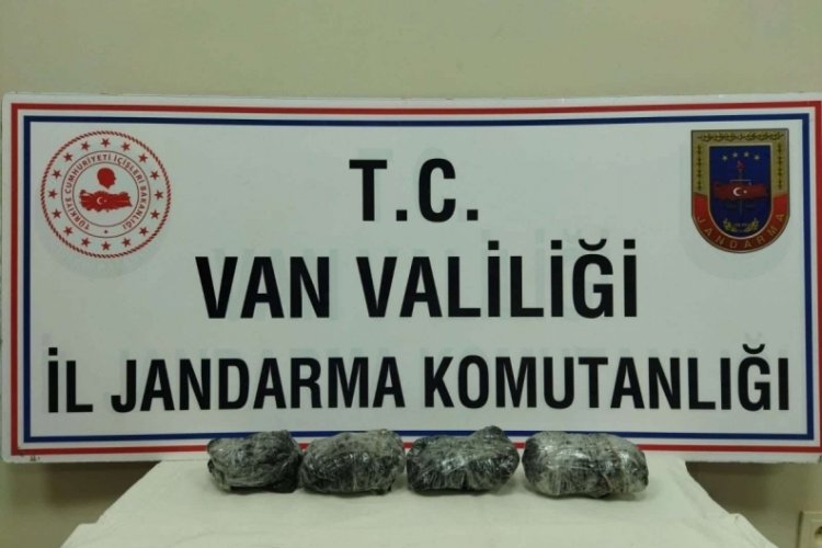 2 kilo 110 gram metamfetamin ele ge&ccedil;irildi
