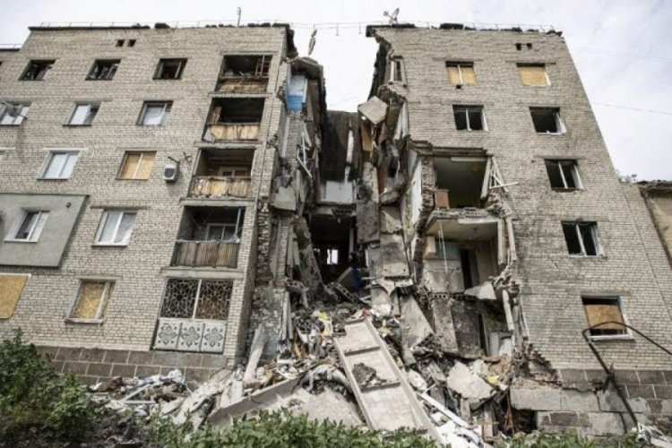 Rusya'dan Bahmut kentine roketli saldırı