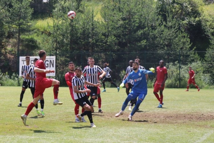 Sivasspor, ilk etap kampını hazırlık ma&ccedil;ıyla tamamladı