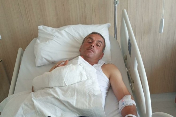 Ka&ccedil;an kurbanlığını yakalamak isterken parmağını kopardı