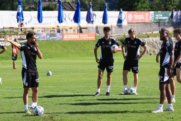 Beşiktaş yeni sezon hazırlıklarını s&uuml;rd&uuml;r&uuml;yor