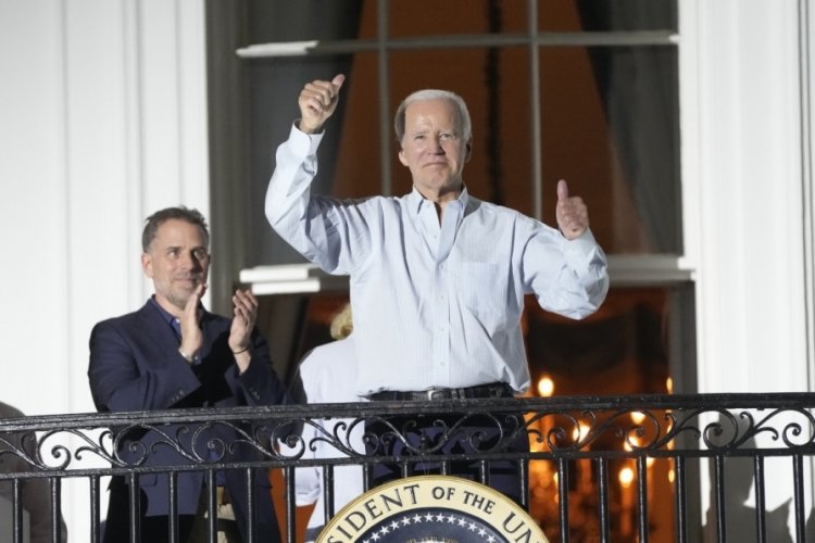 Biden'ın oğlunun telefonu hacklendi iddiası: Verileri internete sızdırıldı