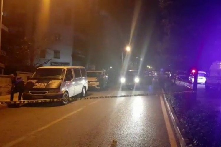 Polis aracına ateş eden şahıs etkisiz hale getirildi