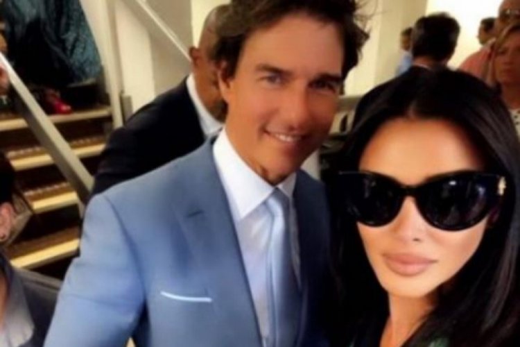 Tom Cruise ile fotoğraf &ccedil;ektiren Aslıhan Turan filtreyi abartınca alay konusu oldu