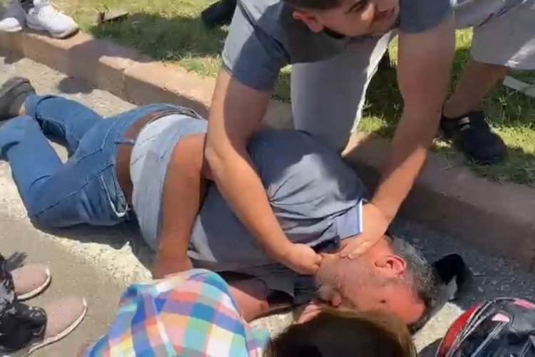 Otomobil ile motosiklet &ccedil;arpıştı, 1 kişi  ağır yaralandı