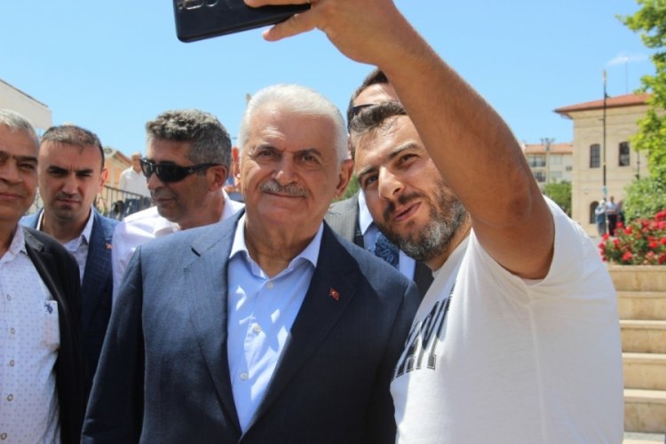 Binali Yıldırım'dan se&ccedil;im tarihi ile ilgili flaş a&ccedil;ıklama