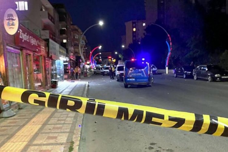Tekirdağ'da aileler arasında taşlı-sopalı kavga &ccedil;ıktı
