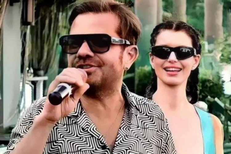 Tatile &ccedil;ıkan Kenan Doğulu mini konser verdi