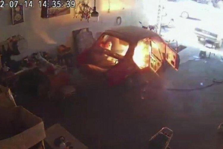 Oksijen t&uuml;p&uuml; patladı... Yanmaktan kıl payı kurtuldu