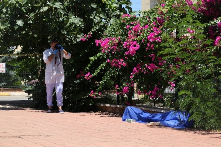 Market d&ouml;n&uuml;ş&uuml;nde hayatını kaybetti