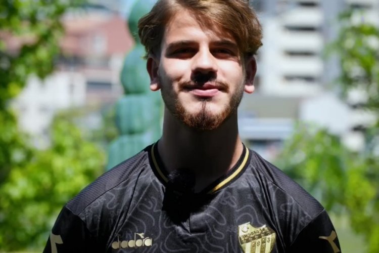 Bursasporlu futbolculardan taraftara &ccedil;ağrı