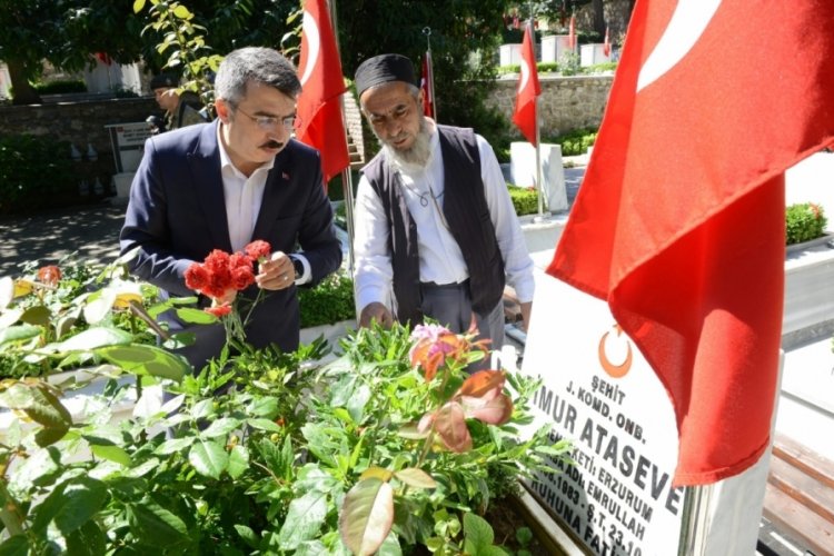 15 Temmuz kahramanları Yıldırım'da  d&uuml;zenlenen t&ouml;renle anıldı