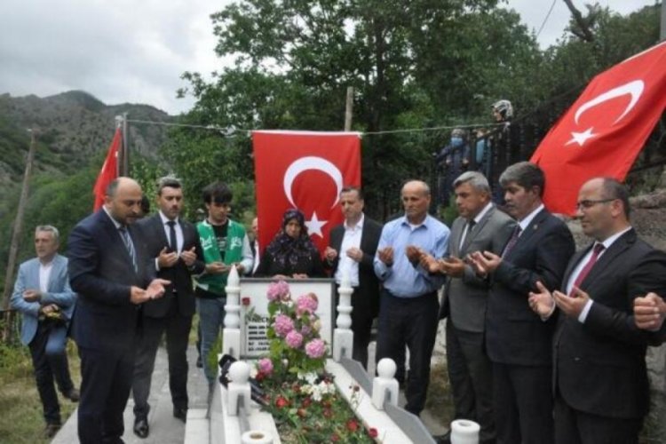 Şehit Necmettin &ouml;ğretmen, d&uuml;zenlenen t&ouml;renle anıldı