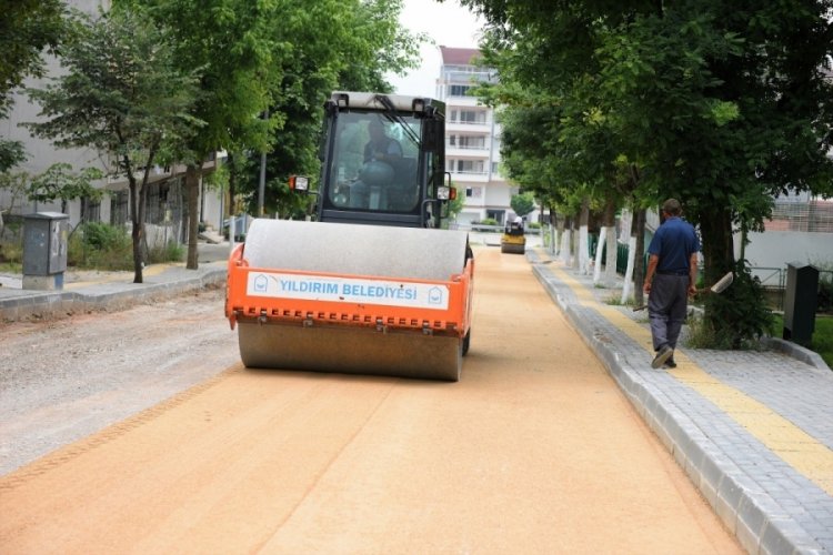 Bursa Yıldırım'da yollar yenileniyor