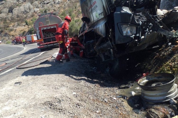 Muğla'da yanan tırda yaşamını yitirdi