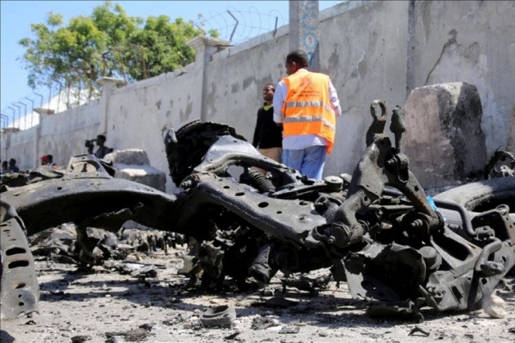 Somali'de otele bombalı saldırı: 2 &ouml;l&uuml;, 15'ten fazla yaralı var