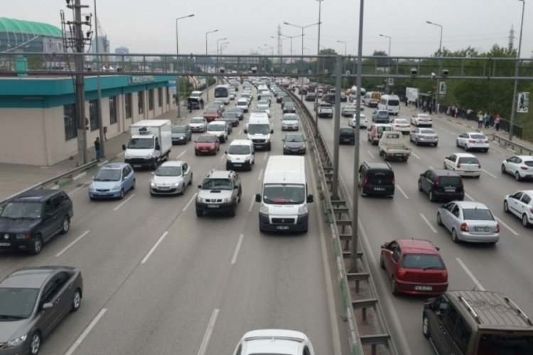 Bursalılara, "Trafikte ne kadar zaman harcıyorsunuz?" sorusunu sorduk (&Ouml;ZEL HABER)