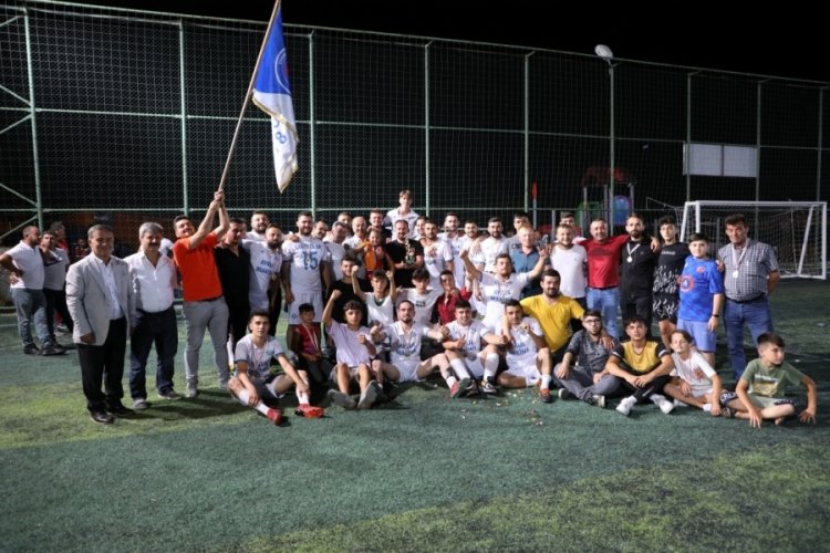 Y&ouml;r&uuml;kyenicesi'ni 3-2 yenen &Ccedil;ekrice, şampiyon oldu