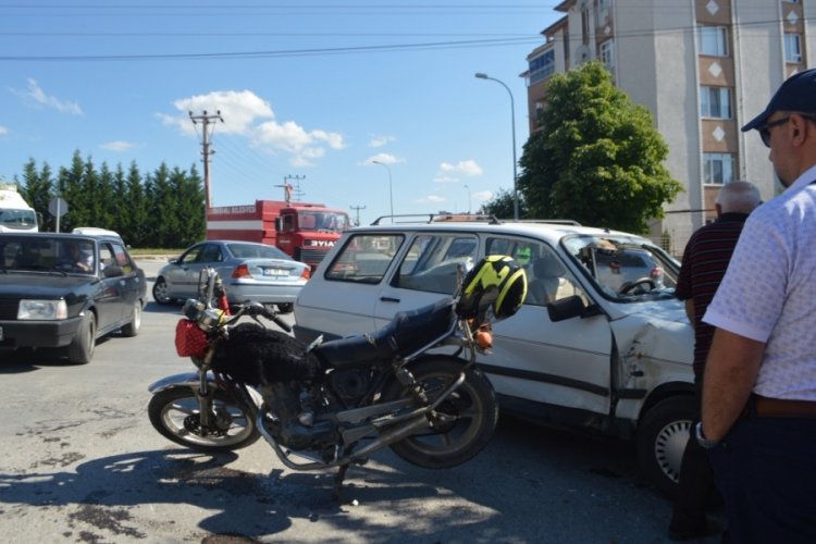 Otomobil s&uuml;r&uuml;c&uuml;s&uuml;n&uuml;n &ccedil;arptığı motosiklet kendisine ait &ccedil;ıktı