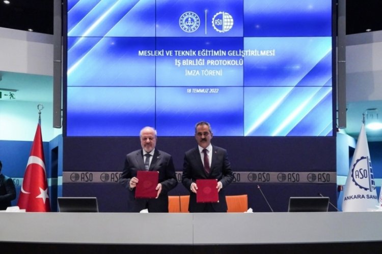 Mahmut &Ouml;zer: Başarılı &ouml;ğrenciler, meslek liselerini tercih etmeye başladı