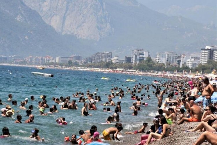 Bayram tatilinde i&ccedil; piyasaya 3 milyonluk tatilci dopingi