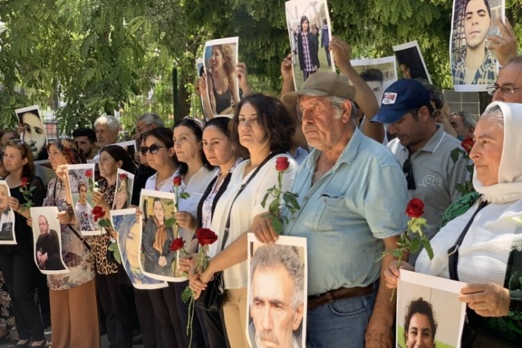 Canlı bombalı saldırısında &ouml;len 33 kişi anıldı