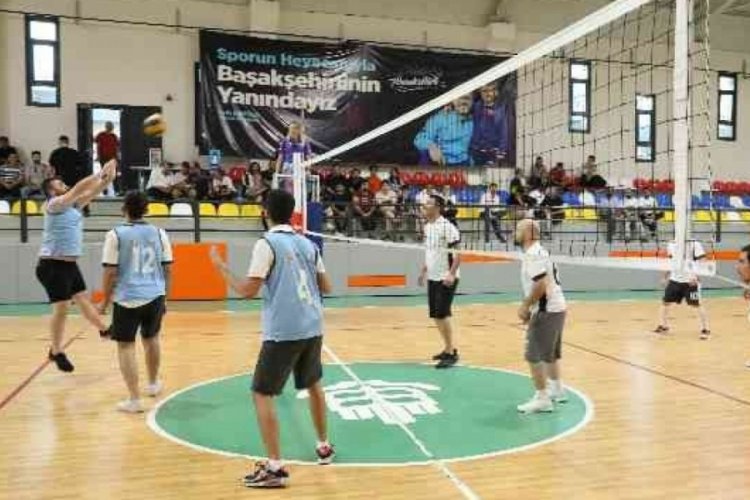 Başakşehir'de voleybol turnuvası heyecanı