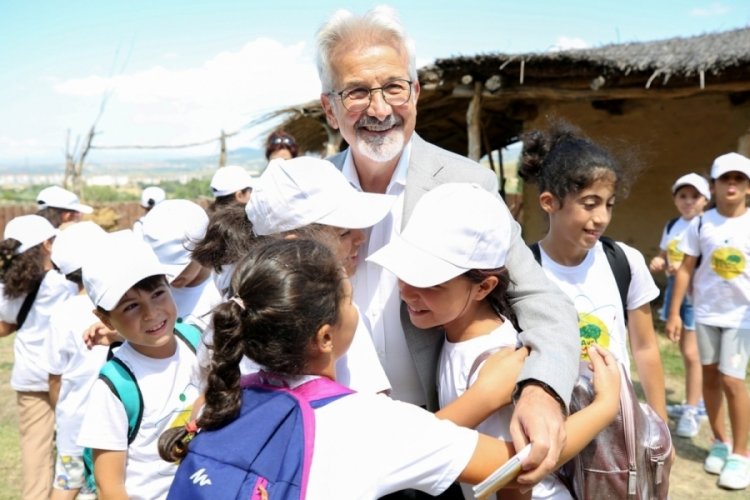 Bursa Nil&uuml;fer'de Doğa ve Bilim Yaz Okulu &ouml;ğrencileri ile buluştu